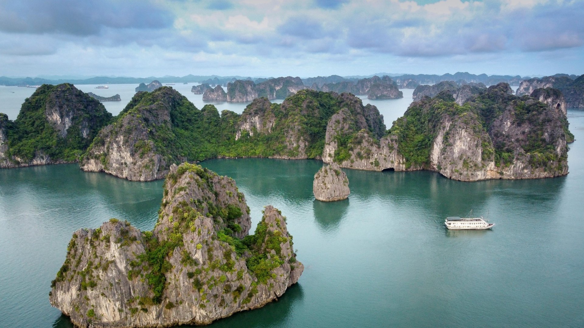 Baia di Ha Long