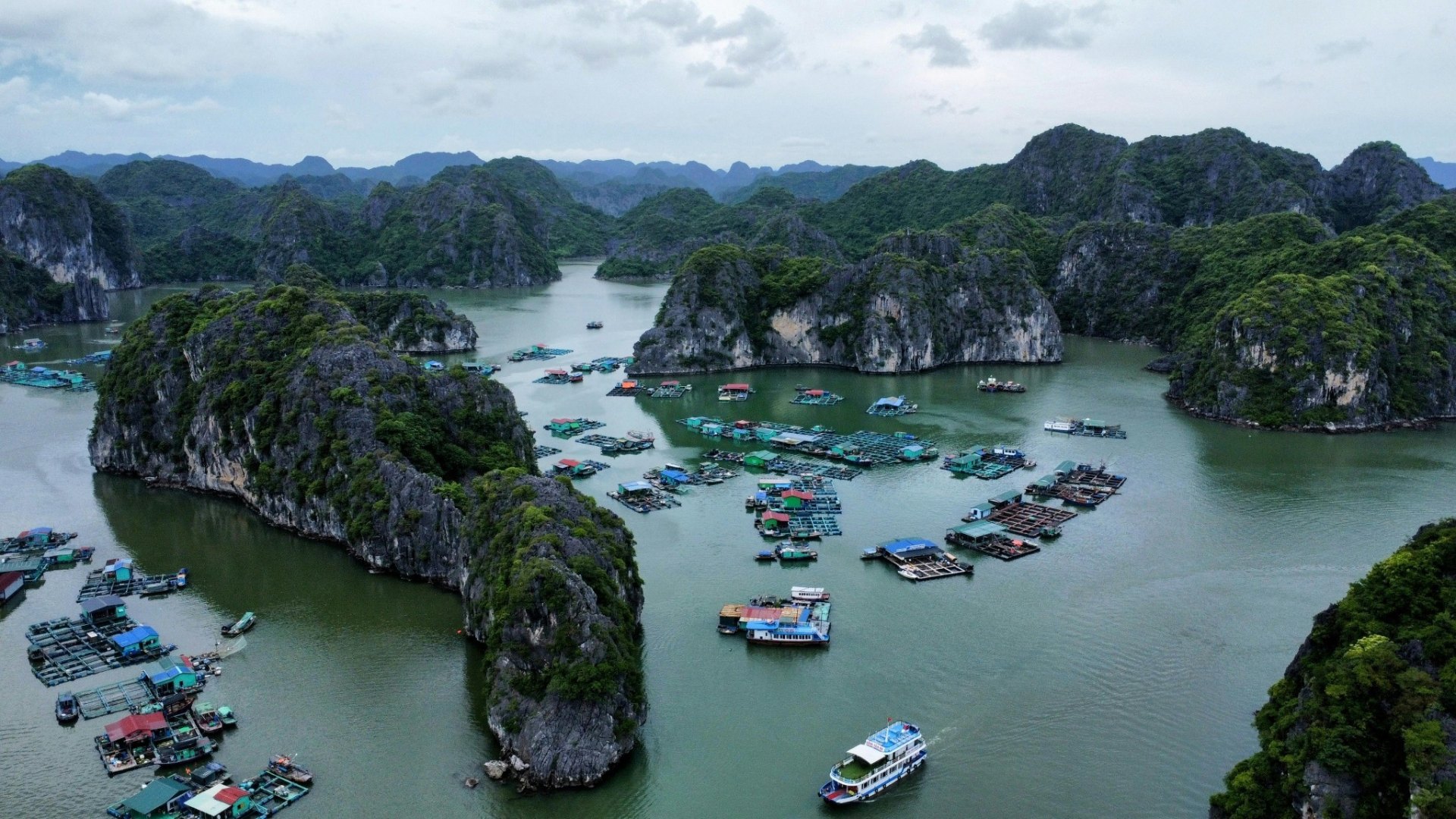 Baia di Ha Long